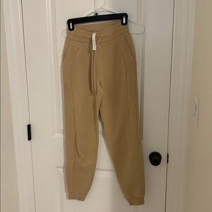 lululemon size 2 scuba joggers